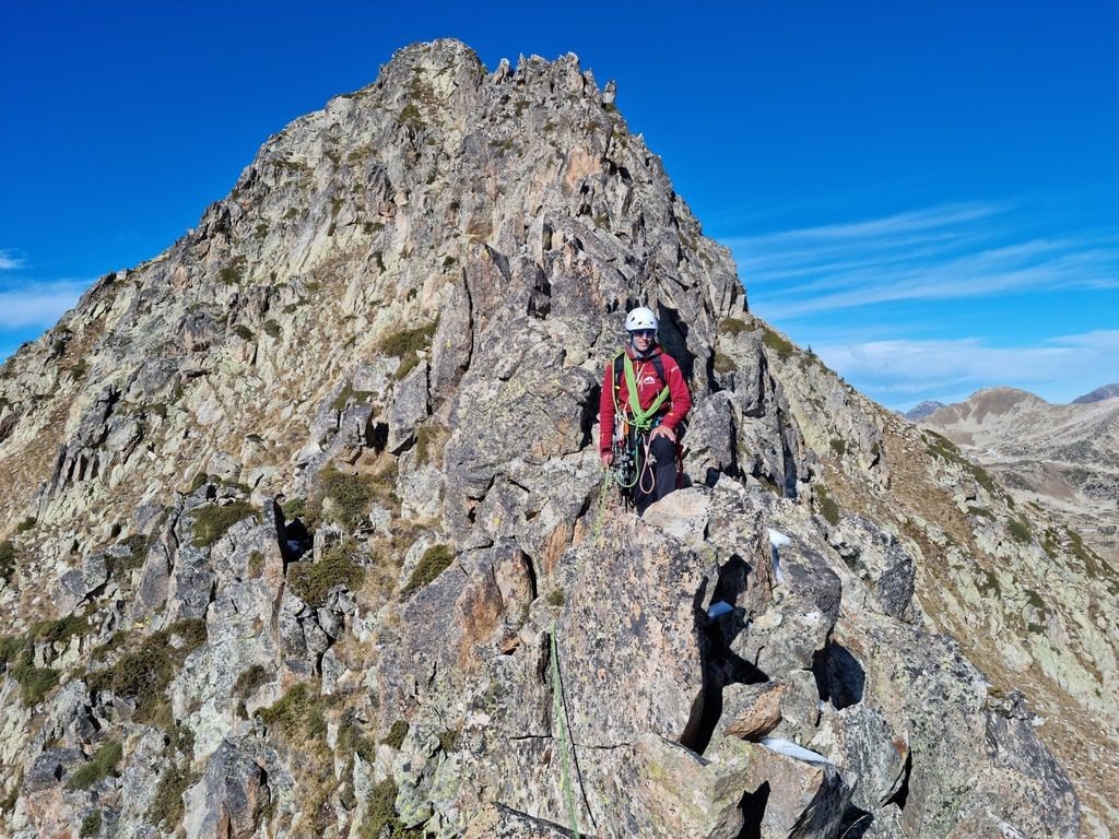 verano cresta pirineo catalan