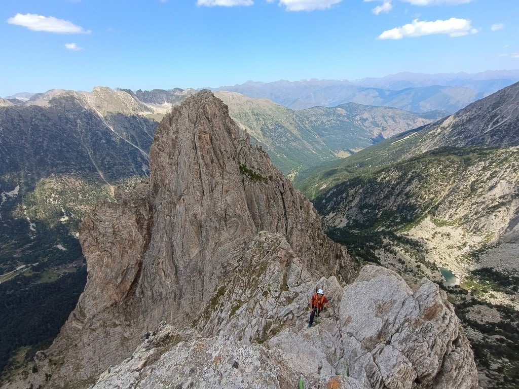 verano cresta pirineo catalan