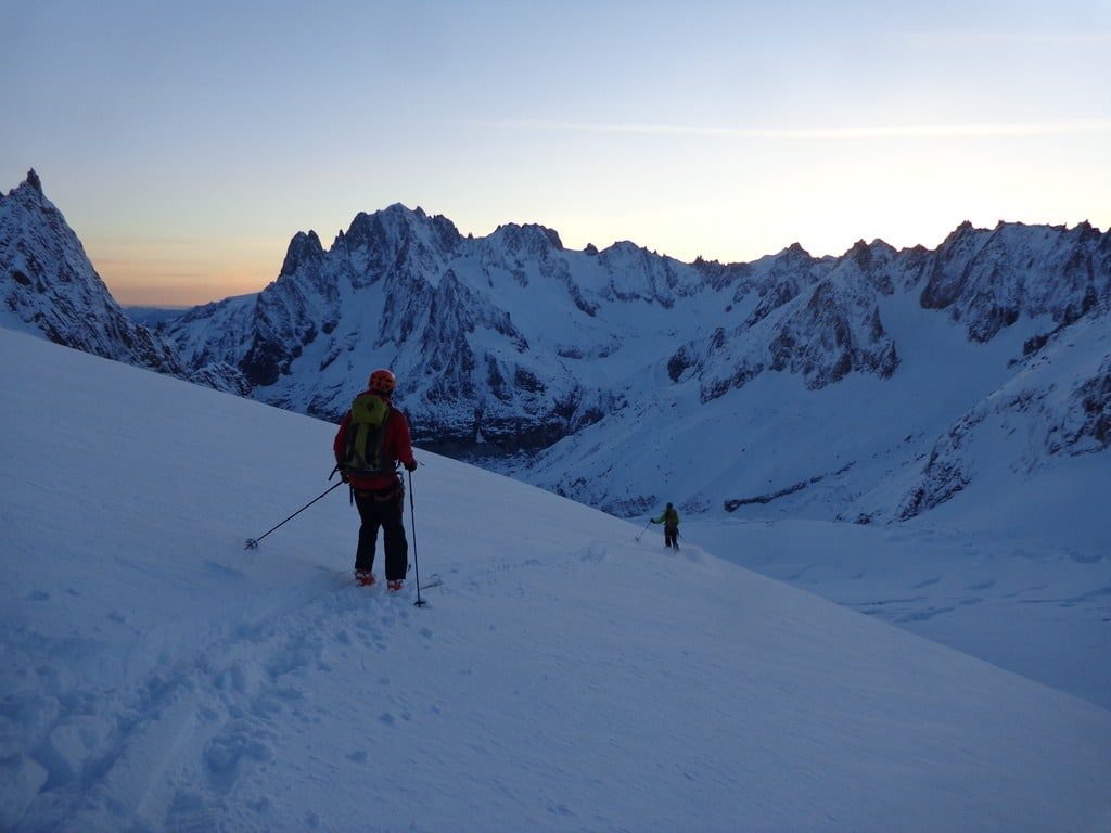 Alpes invierno esqui de montaña